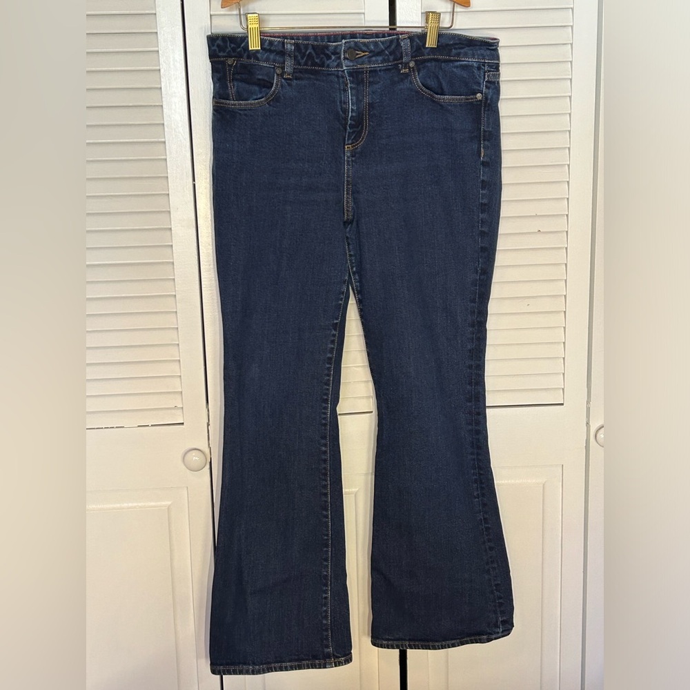 Talbots heritage boot cut jeans 12P (31 inch waist)